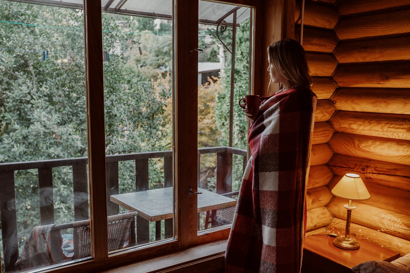 Cozy Winter Weekend in Log Cabin